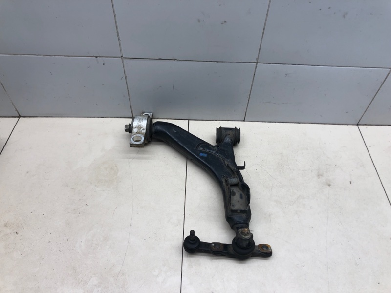 Рычаг нижний передний правый Lexus is 250 2007 GSE 21 2GR-FSE 4864030290 контрактная