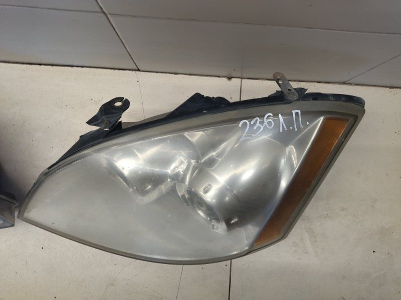 Фара передняя Estina 2010 A21 SQR481F 1597cm3 119лс