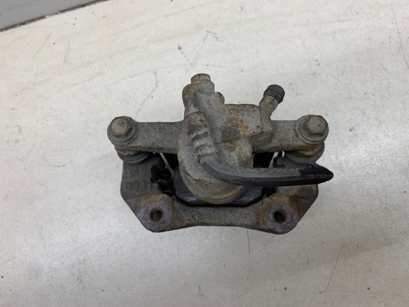 Суппорт задний левый Estina 2010 A21 SQR481F 1597cm3 119лс