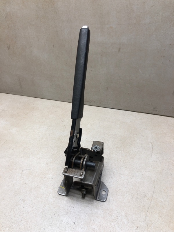Рычаг стояночного тормоза 307 2002 5dr хэтчбек PSA NFU *10FX2F 1587cm
