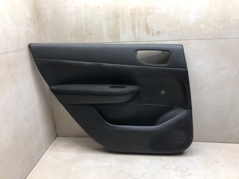 Обшивка двери задняя левая Peugeot 307 2002 5dr хэтчбек PSA NFU *10FX2F 1587cm 9634995877 контрактная