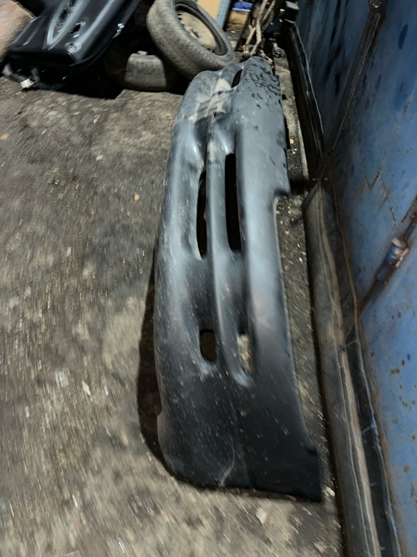 Бампер передний Dodge intrepid LH2 eer 2