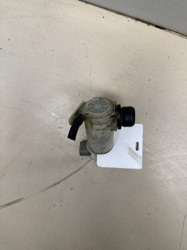 Моторчик омывателя indiS s18d 2012 S18D sqr473f 1297см 84лс