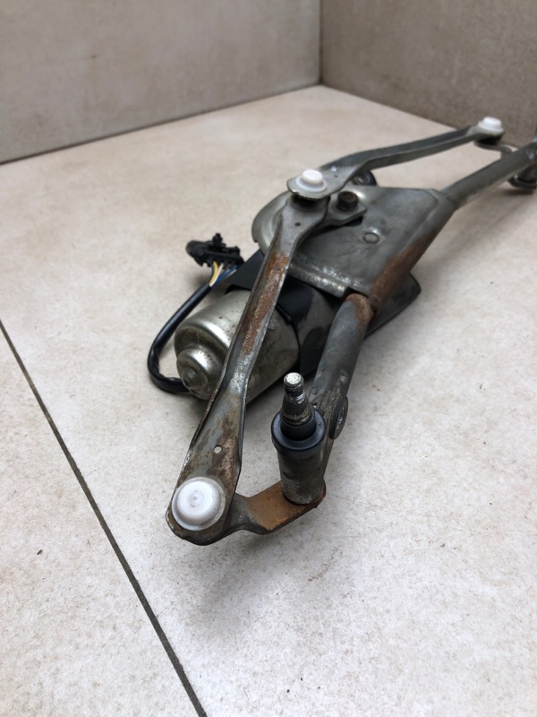 Трапеция дворников KALINA 2007 ВАЗ-11194 хэтчбек 11194 1390 см 89 лс Трапеция дворников KALINA 2007 ВАЗ-11194 хэтчбек 11194 1390 см 89 лс