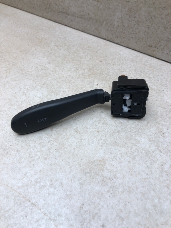 Переключатель подрулевой левый LADA KALINA ВАЗ-11194 хэтчбек 11194 1390 см 89 лс