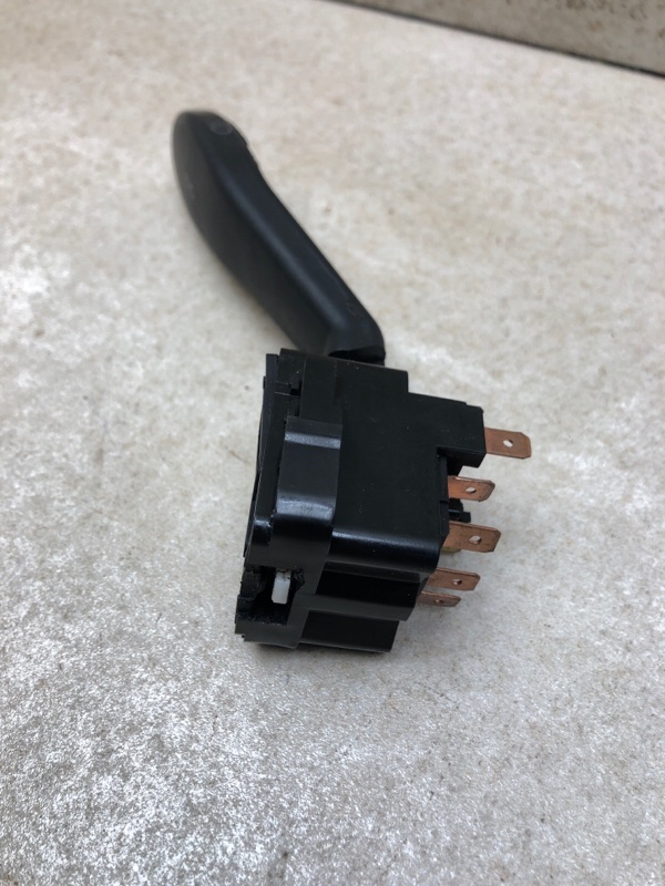 Переключатель подрулевой левый KALINA 2007 ВАЗ-11194 хэтчбек 11194 1390 см 89 лс