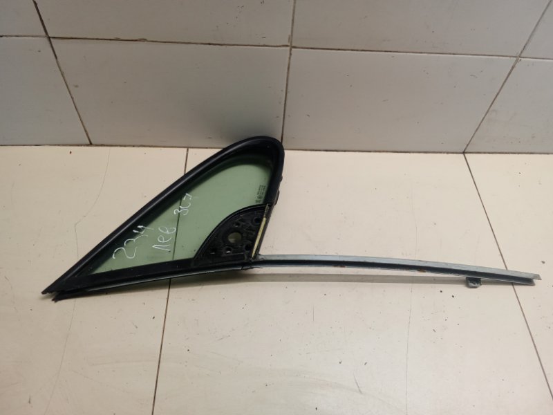 Запчасть форточкa левый Peugeot 307 2002 5dr хэтчбек PSA NFU *10FX2F 1587cm Pg307 Б/У Форточкa левый Peugeot 307 2002 5dr хэтчбек PSA NFU *10FX2F 1587cm Pg307 Б/У