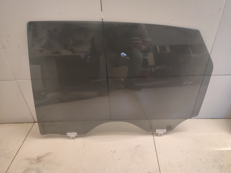 Стекло двери заднее левое infiniti fx35 2003 82568459 Б/У