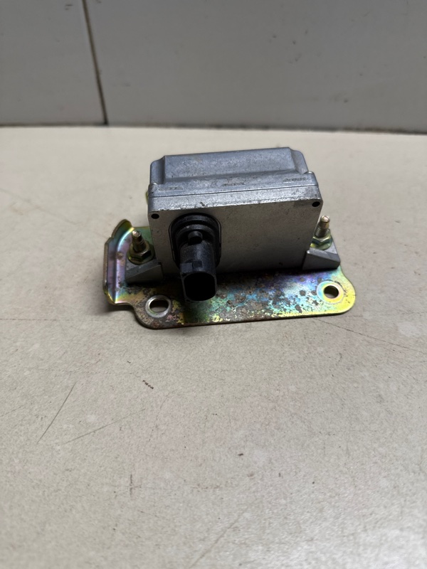 Датчик ускорения ESP fx35 2003
