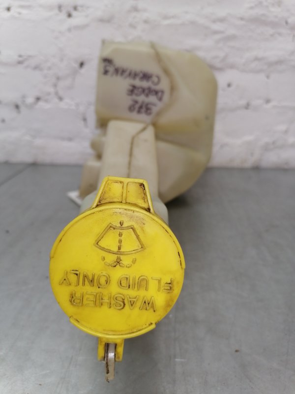 Бачок омывателя Caravan 3 2000 3 edz 2 Бачок омывателя Caravan 3 2000 3 edz 2