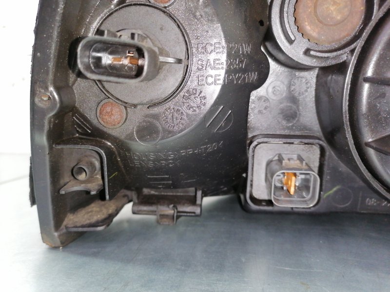 Фара на запчасти передняя левая Rio 1 2005 1 универсал A5D бензин 1493см 97лс