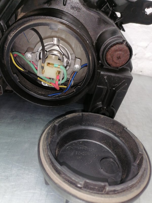 Фара на запчасти передняя левая Rio 1 2005 1 универсал A5D бензин 1493см 97лс