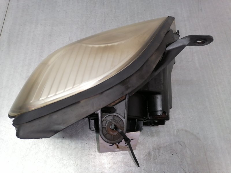 Фара на запчасти передняя левая Rio 1 2005 1 универсал A5D бензин 1493см 97лс