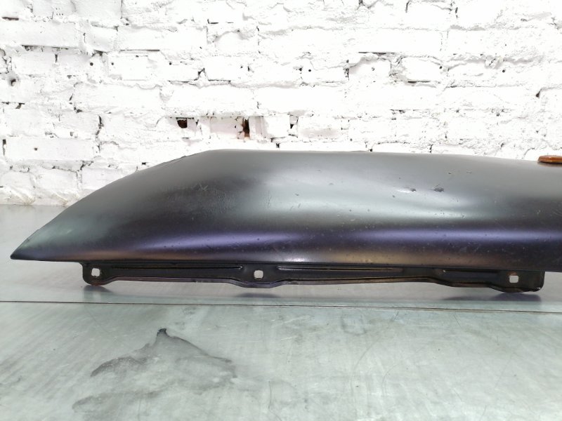 Крыло переднее правое 200 1999 5dr хейтчбек 14K2F 1396см 75лс