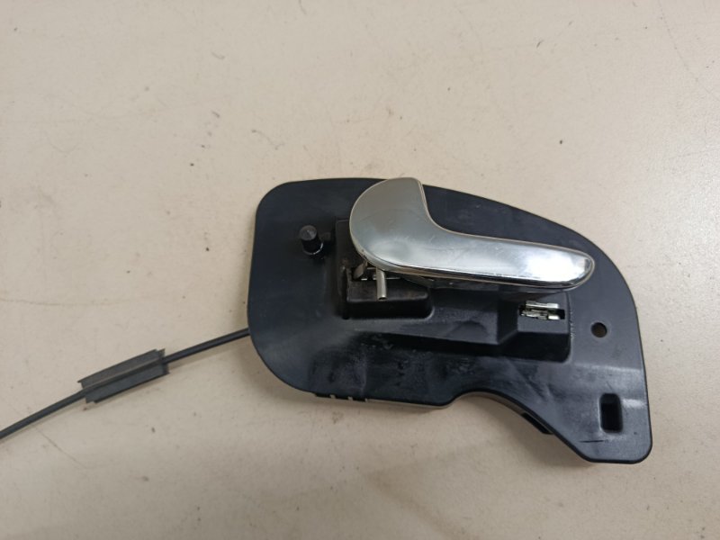 Внутренняя ручка двери передняя левая Opel Corsa C 2004 5dr хэтчбек Z12XEP 1229см 80лс бенз 13110956 Б/У