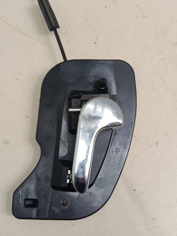 Внутренняя ручка двери передняя левая Opel Corsa C 5dr хэтчбек Z12XEP 1229см 80лс бенз