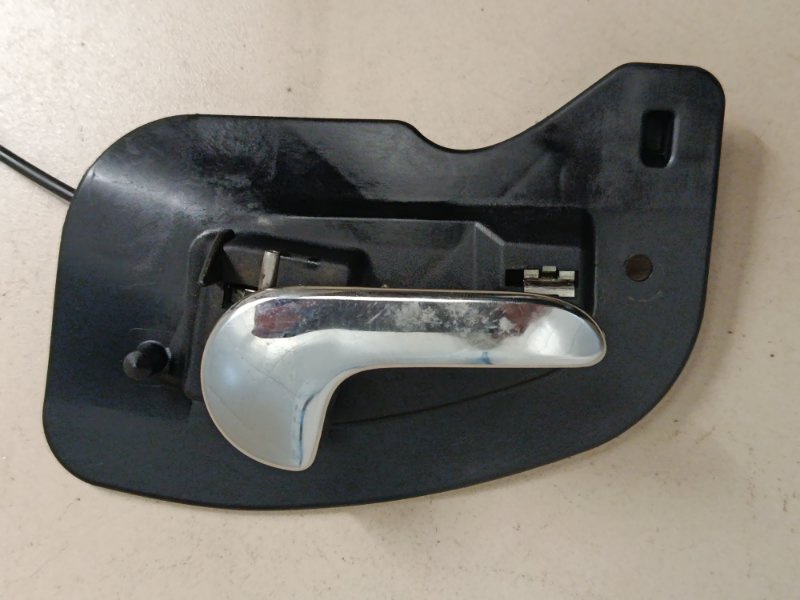 Внутренняя ручка двери передняя правая Opel Corsa C 2004 5dr хэтчбек Z12XEP 1229см 80лс бенз 13110957 Б/У