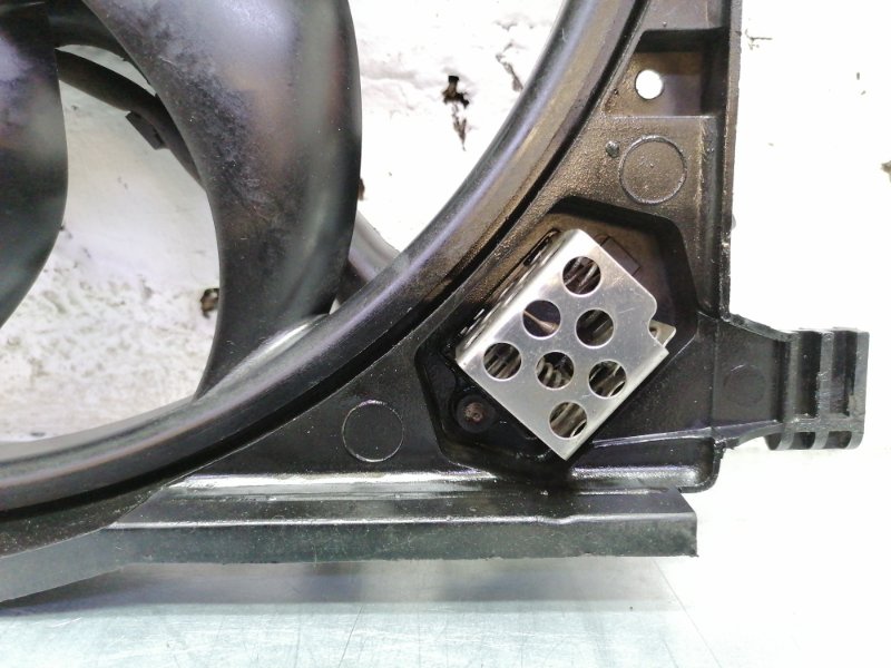 Вентилятор радиатора Corsa C 2004 5dr хэтчбек Z12XEP 1229см 80лс бенз