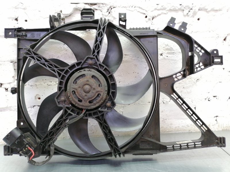 Вентилятор радиатора Corsa C 2004 5dr хэтчбек Z12XEP 1229см 80лс бенз