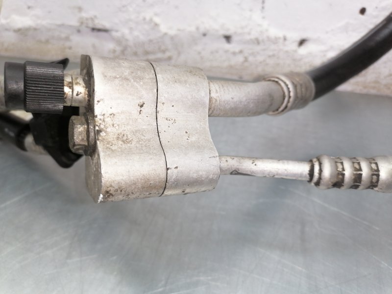 Трубки кондиционера Corsa C 2004 5dr хэтчбек Z12XEP 1229см 80лс бенз