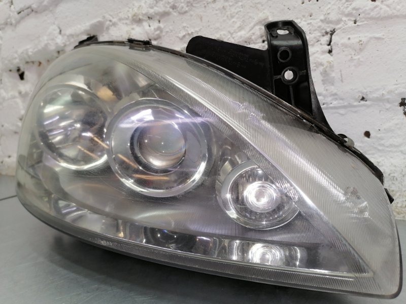 Фара передняя правая Opel Corsa C 5dr хэтчбек Z12XEP 1229см 80лс бенз