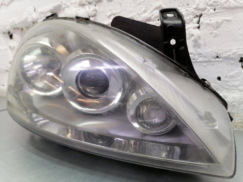 Фара передняя правая Corsa C 2004 5dr хэтчбек Z12XEP 1229см 80лс бенз