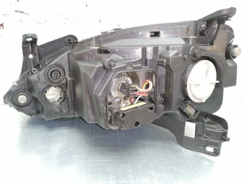 Фара передняя правая Corsa C 2004 5dr хэтчбек Z12XEP 1229см 80лс бенз