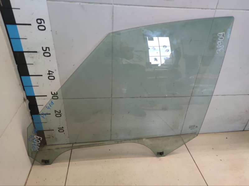 Стекло двери переднее левое Citroen C4  Picasso 9201j6 Б/У