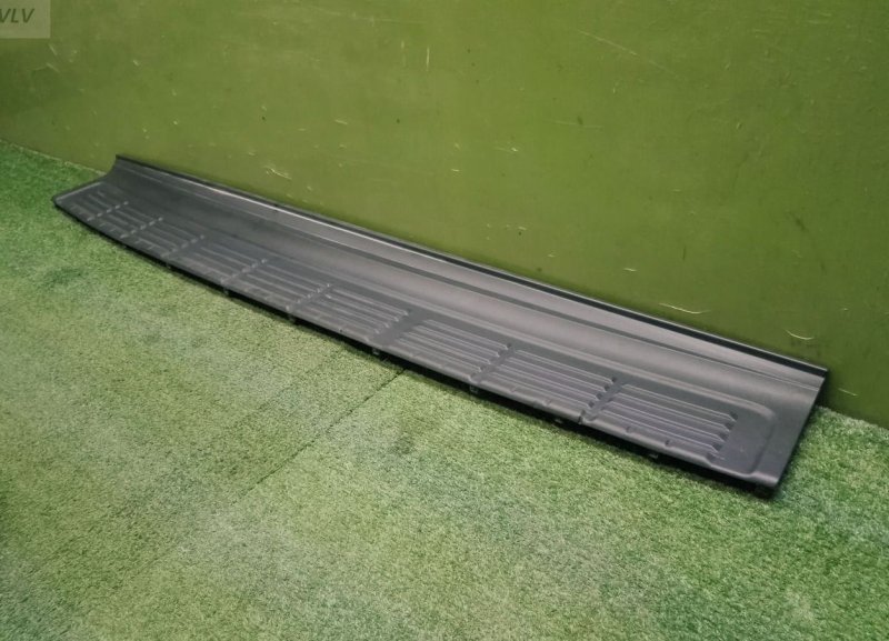 Накладка бампера задняя Toyota Land Cruiser 200 5216260040 контрактная