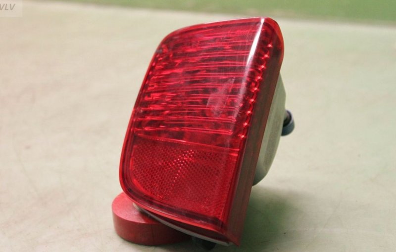 ПТФ левый Land Cruiser 200 ПТФ левый Land Cruiser 200