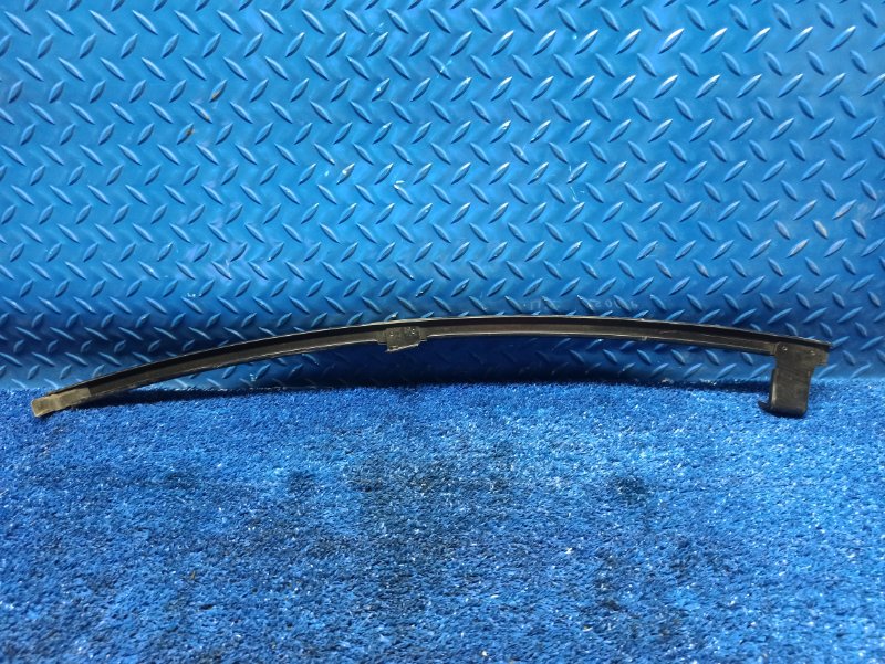 Запчасть направляющая стекла двери задняя правая Toyota Camry V40 6740706030 контрактная Направляющая стекла двери задняя правая Toyota Camry V40 6740706030 контрактная