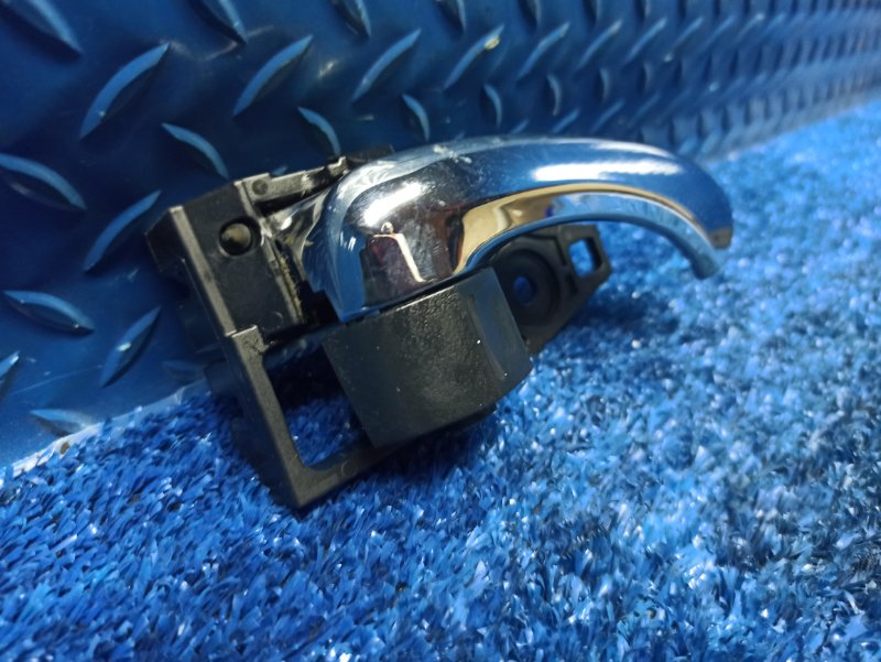 Ручка двери правая Camry V40