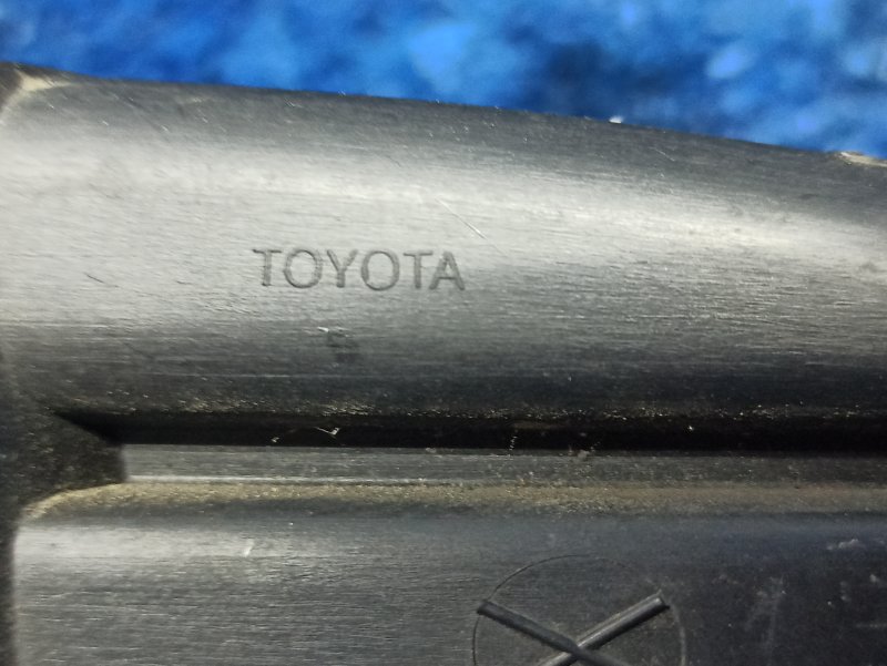 Решетка бампера передняя левая Camry V40 Решетка бампера передняя левая Camry V40