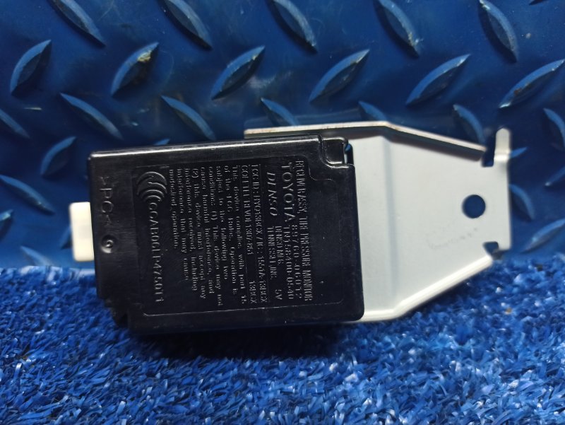 Блок давления в шинах Toyota Camry V40 8976006012 контрактная