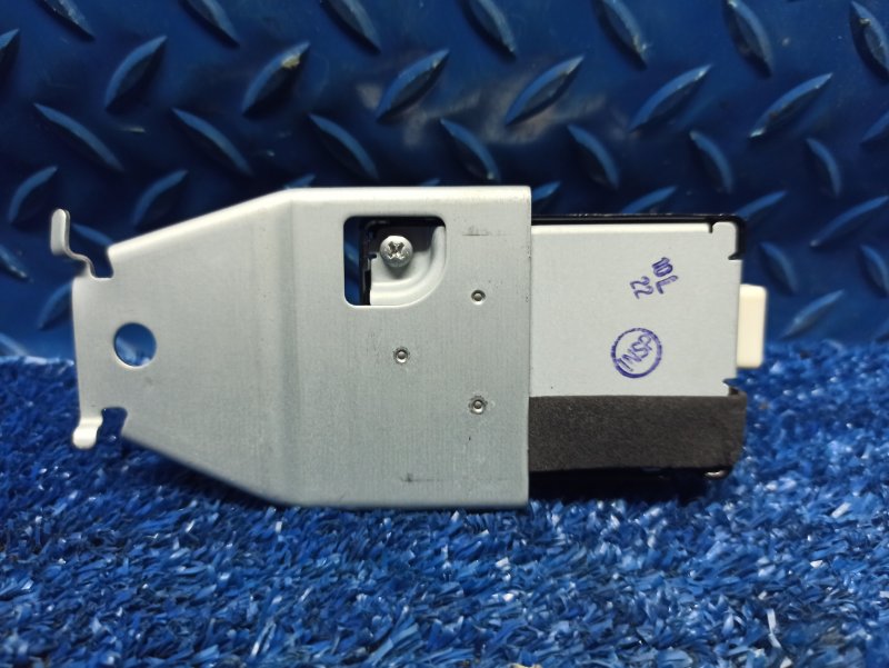 Блок давления в шинах Camry V40