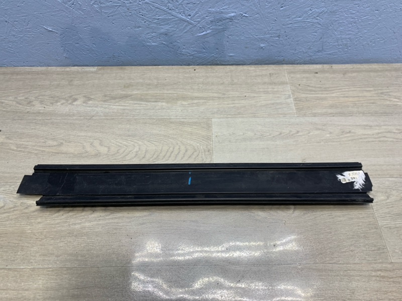 Воздуховод радиатора Chevrolet Cruze J305 13351379 контрактная