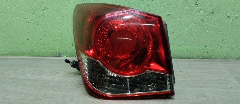 Запчасть фонарь левый Chevrolet Cruze J305 94540776 контрактная Фонарь левый Chevrolet Cruze J305 94540776 контрактная