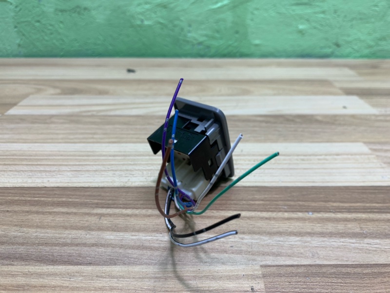 Кнопка регулировки зеркал TOYOTA CAMRY ACV40