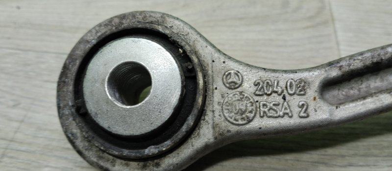 Рычаг подвески задний правый C W204