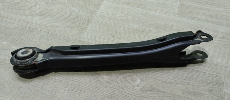 Рычаг подвески задний C W204