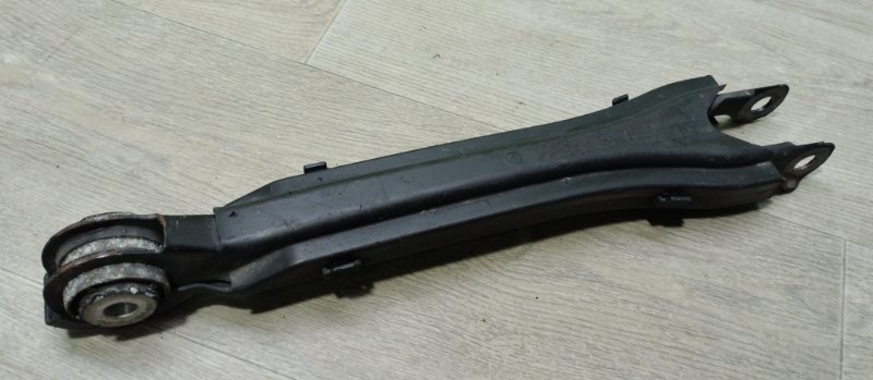 Рычаг подвески задний C W204
