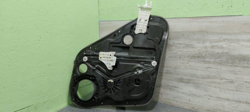 Стеклоподъемник задний правый Soul PS Стеклоподъемник задний правый Soul PS