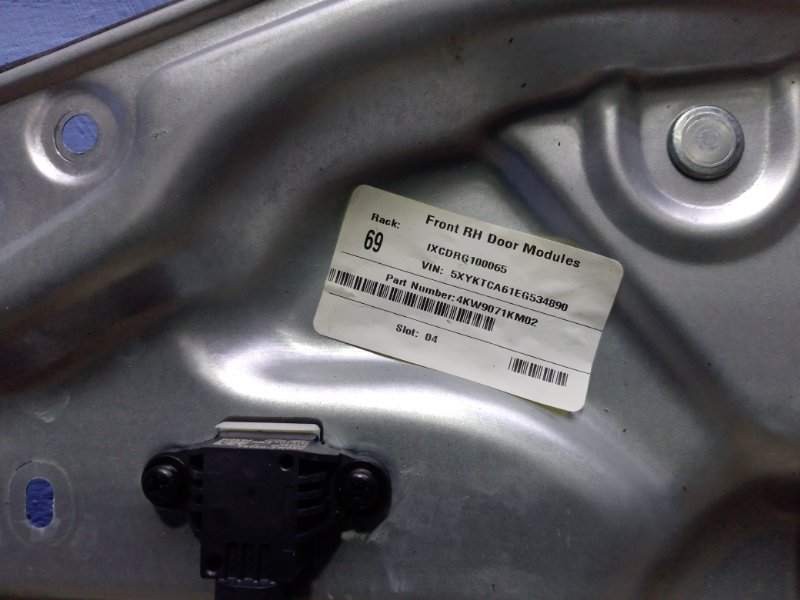 Стеклоподъемник передний правый Sorento XM Стеклоподъемник передний правый Sorento XM