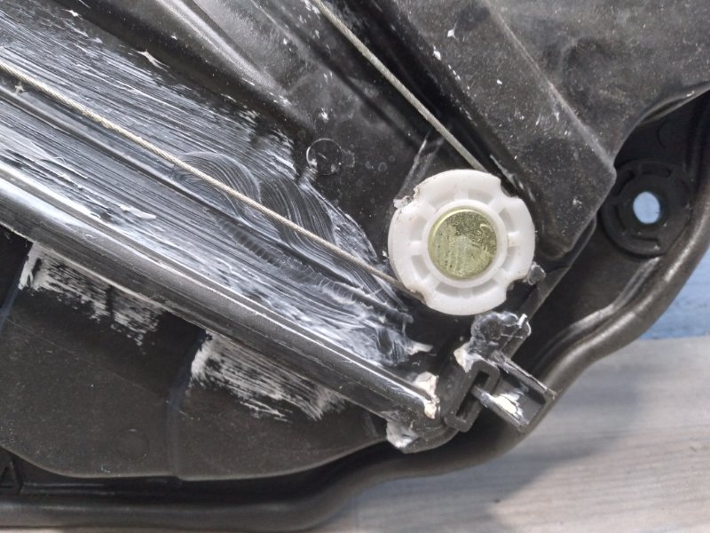 Стеклоподъемник задний правый Optima JF