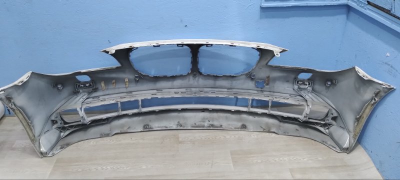 Бампер передний 7 F01