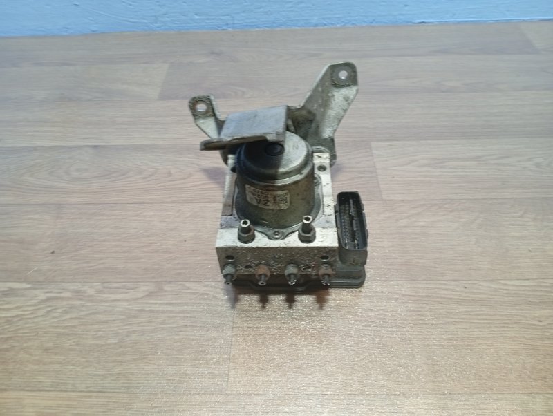 Блок abs Pilot YF4