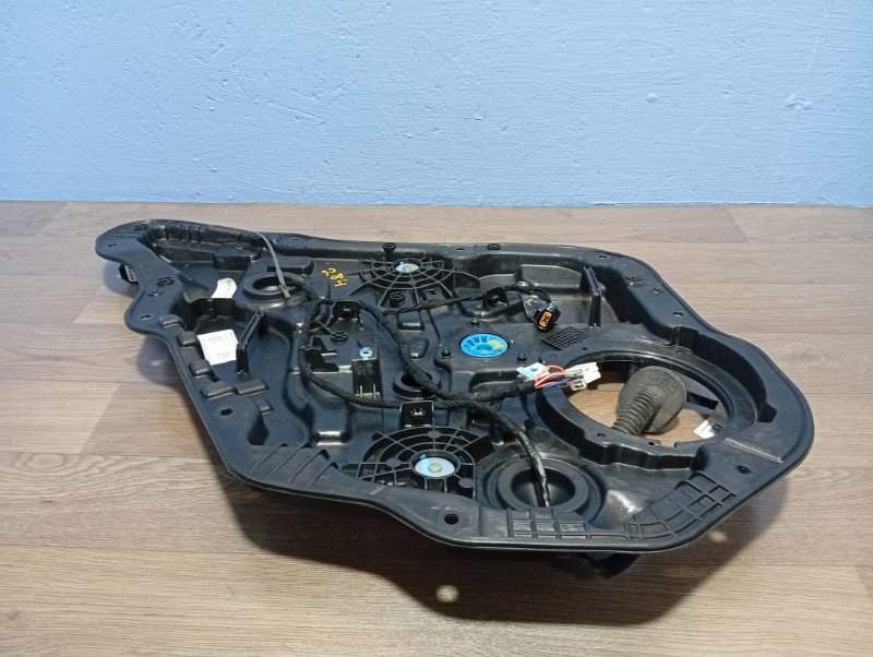 Стеклоподъемник задний левый Kia K5 DL3 Стеклоподъемник задний левый Kia K5 DL3