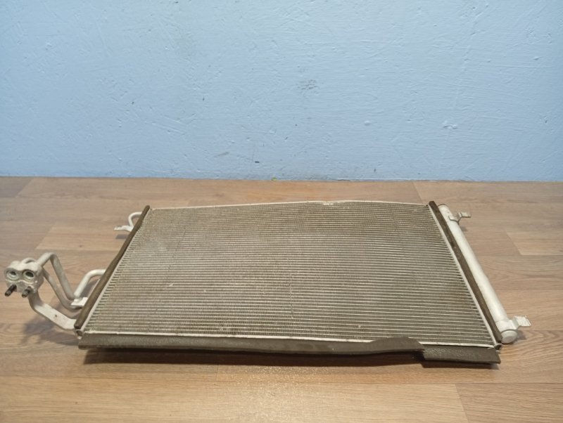 Радиатор кондиционера Kia Soul SK3 G4NH Радиатор кондиционера Kia Soul SK3 G4NH