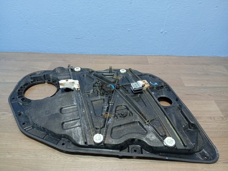 Стеклоподъемник передний правый K5 DL3 Стеклоподъемник передний правый K5 DL3