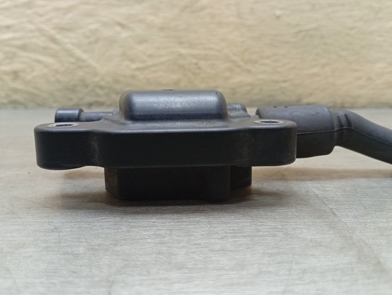 Катушка зажигания Cadillac Escalade GMT900 L92 Катушка зажигания Cadillac Escalade GMT900 L92